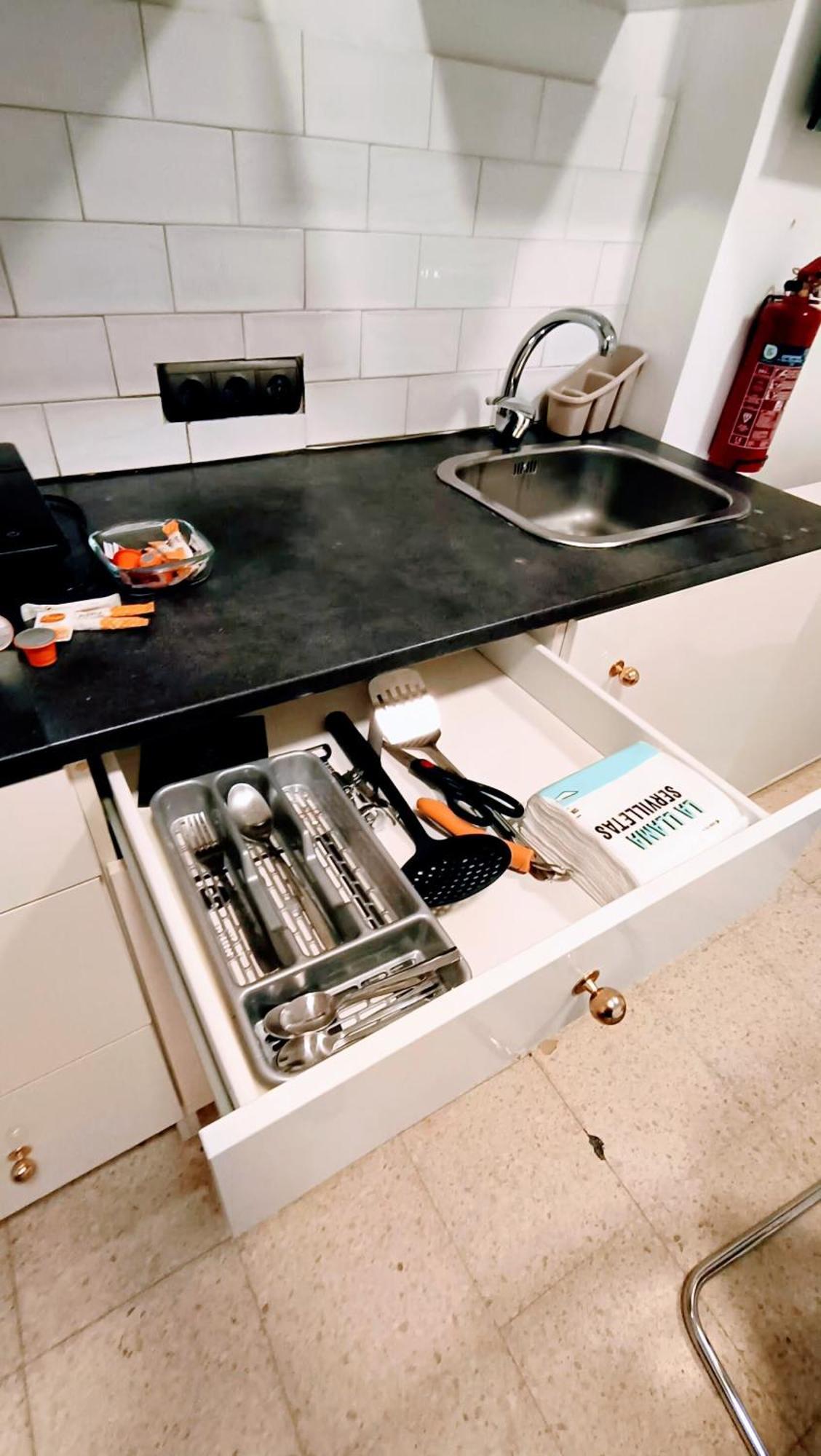 Hostal Estudios بادالونا المظهر الخارجي الصورة